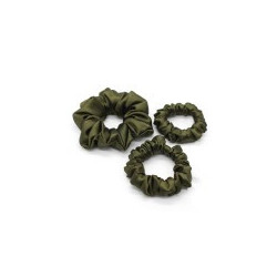 Scrunchie by Terrie – Handmade Saténová gumička na kučeravé vlasy vojenská